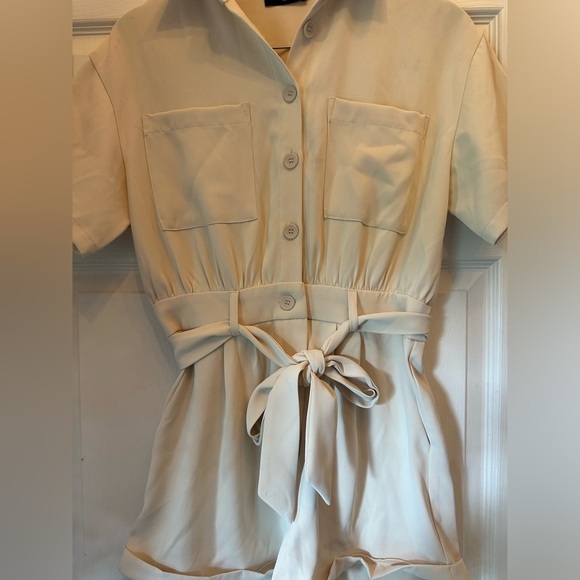 Kittenish White Utility Cargo Bow Tie Romper Jumpsuit Womens Small - Picture 5 of 6